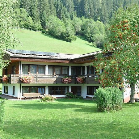 Ferienwohnungen Bailom Elbigenalp Buitenkant foto